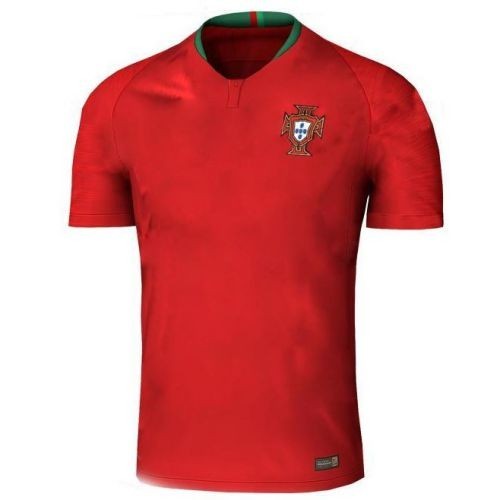 Детская форма игрока Сборной Португалии Бруну Алвеш (Bruno Eduardo Regufe Alves) 2017/2018 (комплект: футболка + шорты + гетры)