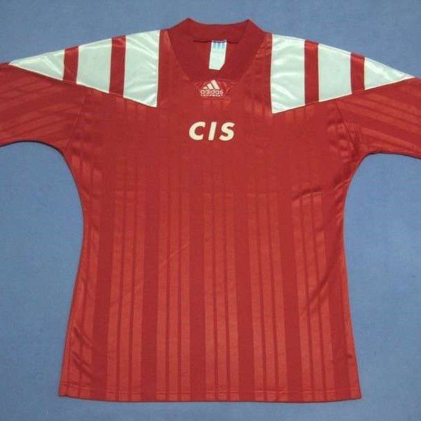 Форма сборной СССР(СНГ) по футболу домашняя 1992 (комплект: футболка + шорты + гетры)