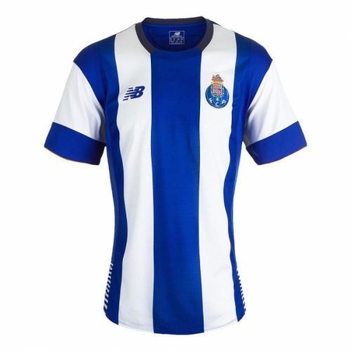 Форма игрока футбольного клуба Порту Хосе Анхель (Jose Angel Valdes Diaz) 2015/2016 (комплект: футболка + шорты + гетры)