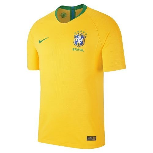 Форма сборной Бразилии Домашняя на Чемпионат Мира 2018